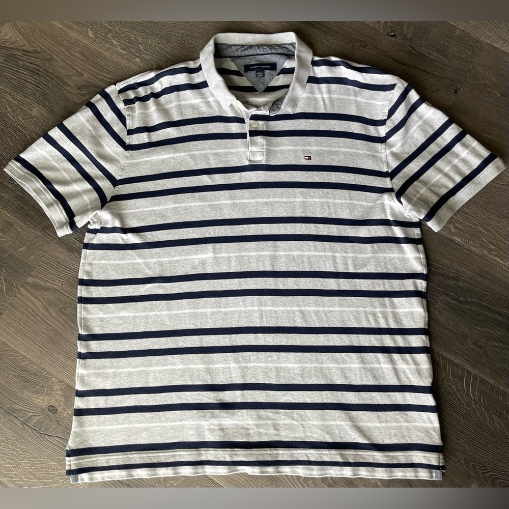 Tommy Hilfiger Polo Men’s XXL Gray Navy White Stripes Short Sleeve Shirt